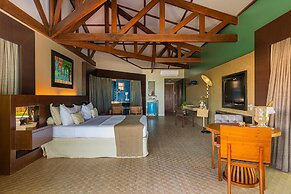 Carmel Charme Resort