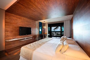 Carmel Charme Resort