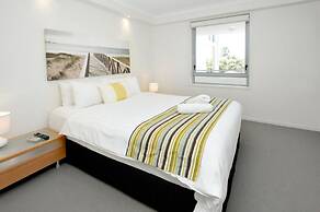 Pacific Marina Apartments