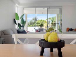 Pacific Marina Apartments