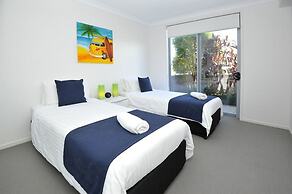 Pacific Marina Apartments