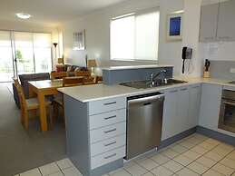 Pacific Marina Apartments