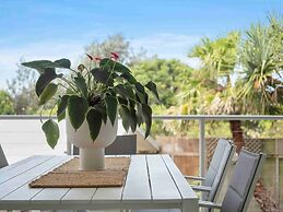 Pacific Marina Apartments