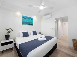 Pacific Marina Apartments