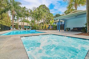 Flynns on Surf Beach Villas