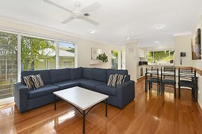 Flynns on Surf Beach Villas