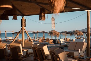 Alia Luxury Suites and Spa