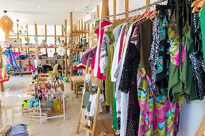 Alia Luxury Suites and Spa