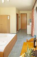 Alia Luxury Suites and Spa