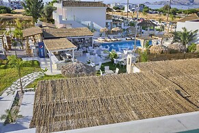 Alia Luxury Suites and Spa