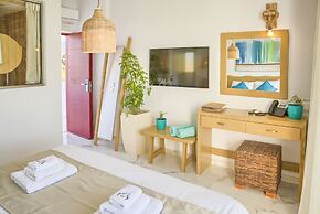 Alia Luxury Suites and Spa