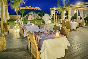 Alia Luxury Suites and Spa