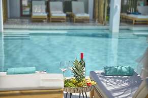 Alia Luxury Suites and Spa