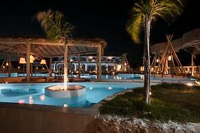 Alia Suites & Alia Beachfront Suites and Spa