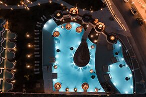 Alia Luxury Suites and Spa