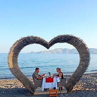 Alia Luxury Suites and Spa