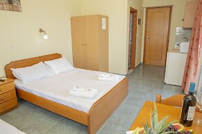 Alia Luxury Suites and Spa