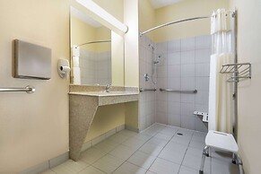 Days Inn by Wyndham Baytown East