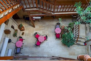 Zeynep Hanim Konagi - Special Class