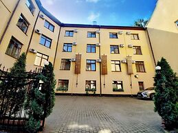 Edem Hotel Lviv