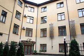 Edem Hotel Lviv