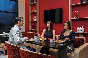 Courtyard by Marriott Panama Metromall