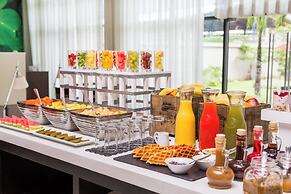 Courtyard by Marriott Panama Metromall