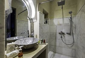 Riad Nesma Suites & SPA