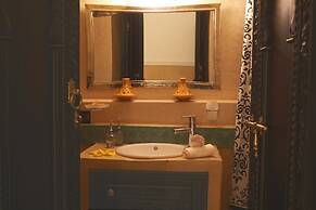 Riad Nesma Suites & SPA