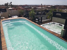 Riad Nesma Suites & SPA