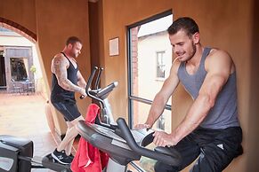 Royal Elephant Hotel & Conference Centre