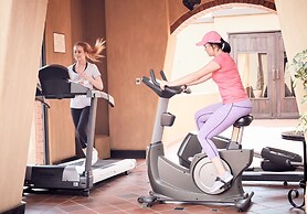 Royal Elephant Hotel & Conference Centre