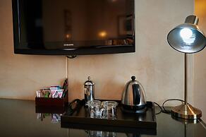 Royal Elephant Hotel & Conference Centre