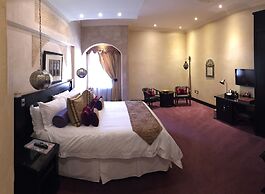 Royal Elephant Hotel & Conference Centre