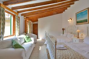 Can Busquets - Hotel d'Interior