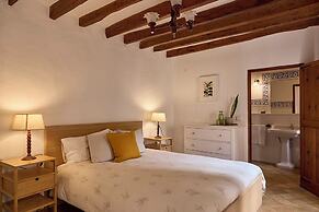 Can Busquets - Hotel d'Interior