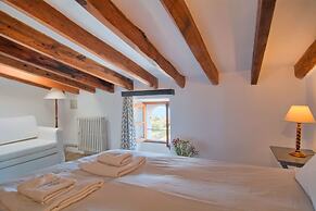 Can Busquets - Hotel d'Interior