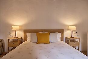 Can Busquets - Hotel d'Interior
