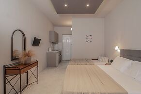 Armonia Studios & Apartments