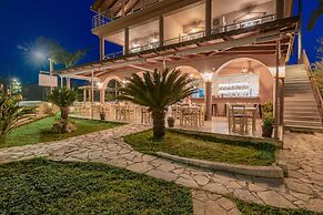 Armonia Studios & Apartments