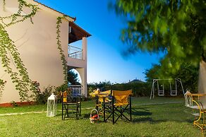 Armonia Studios & Apartments