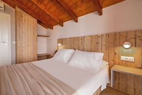 Armonia Studios & Apartments