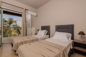 Armonia Studios & Apartments