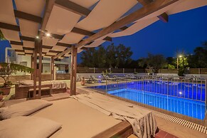 Armonia Studios & Apartments