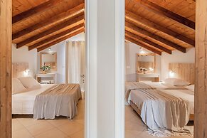 Armonia Studios & Apartments