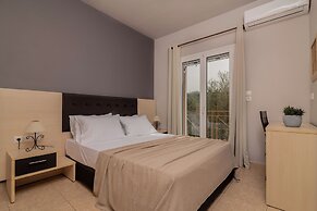 Armonia Studios & Apartments