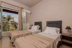 Armonia Studios & Apartments