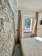 Giovanni Rooms Manarola