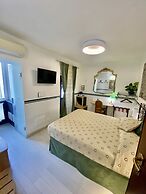 Giovanni Rooms Manarola