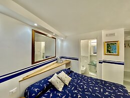 Giovanni Rooms Manarola
